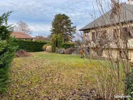 grande maison à rénover  idéale investisseur