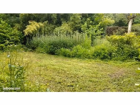 terrain constructible saint didier au mont d'or. bien situé