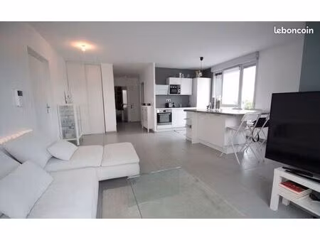 à vendre appartement t3 lyon mermoz 69008