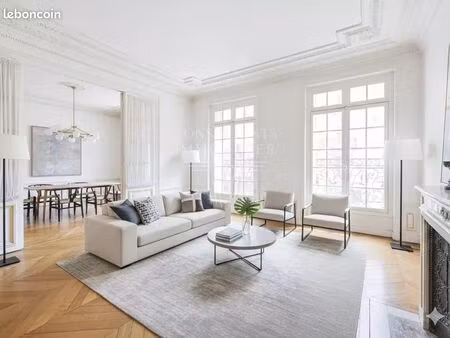 appartement 6 pièces 137 m²