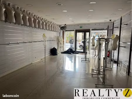 local commercial 70 m²