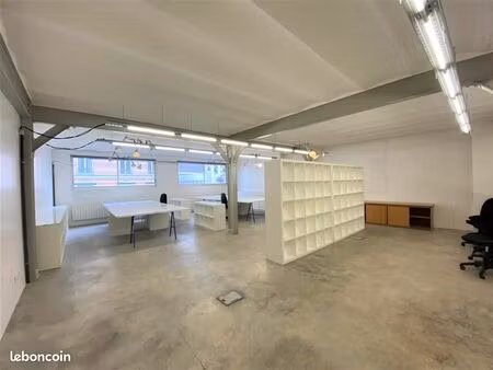 bureaux 104 m²