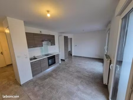 appartement 3 pièces 64 m²