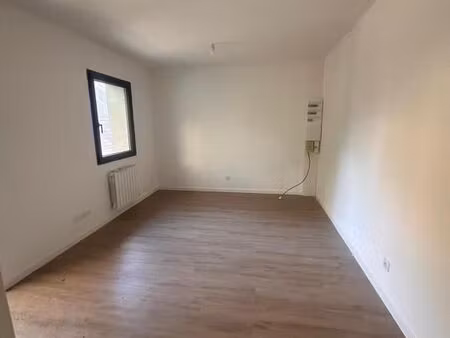 studio 1 pièce 19 m²