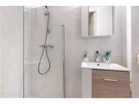 studio 16 m² paris 15ème