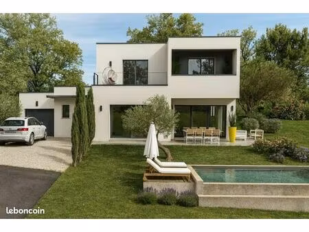 maison 8 pièces 140 m²