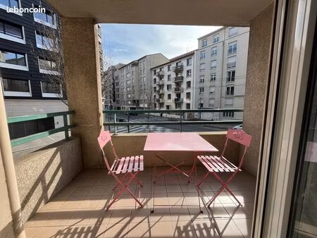 appartement 2 pièces 53 m²
