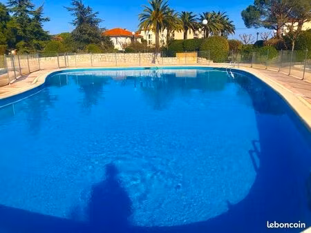 2p rdj - parking - piscine