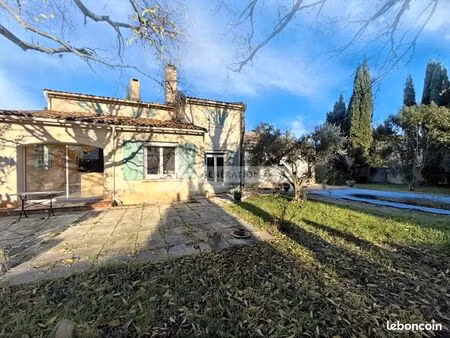 maison 8 pièces 185 m²