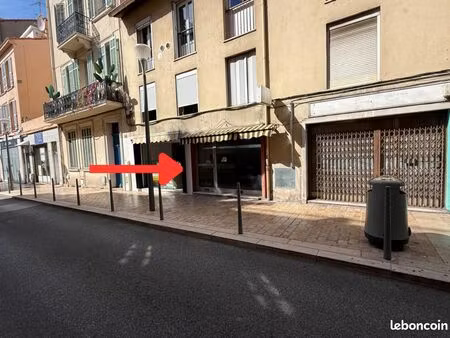 location local commercial rue de mimont