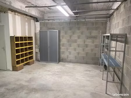 local professionnel 210 m² – bureaux + stockage – rdc – parking – marcilly-d’azergues