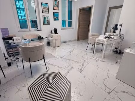 local commercial 45 m² marseille