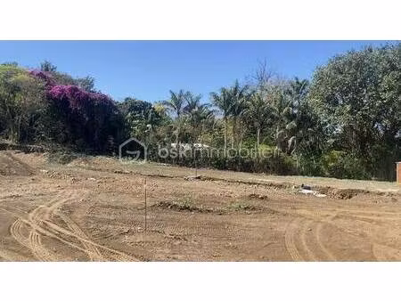 terrain constructible viabilisé à vendre