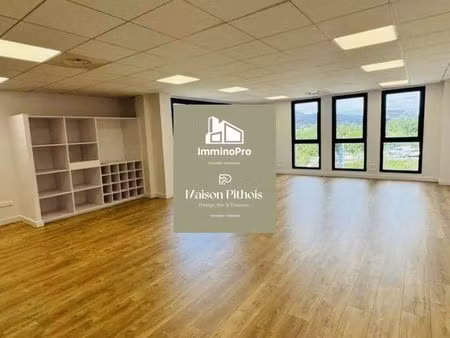 bureaux 83 m² aubagne