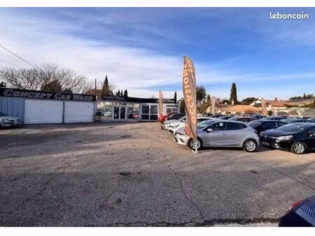 terrain avec bureaux