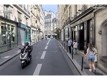 boutique 24 m² paris