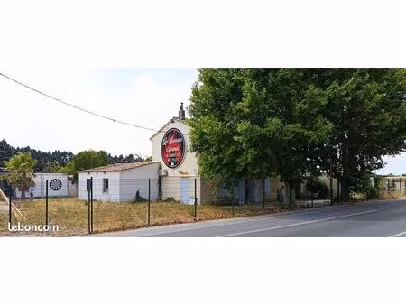 fond de commerce situé en bordure de la rn7 25000 véhicules/jour 234 m2  1000 m2 de parkin