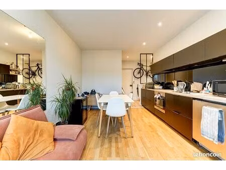 appartement 3 pièces 48 m²