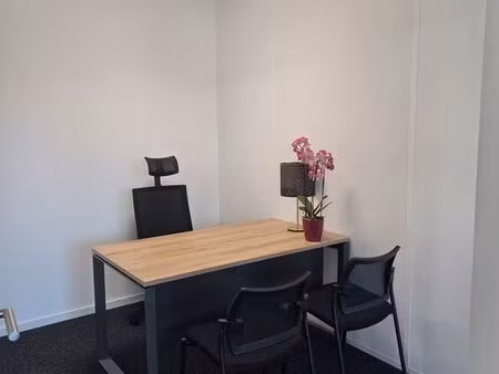 location d'un bureau individuel au sein du pole d'activité de gerland