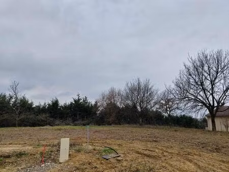 terrain constructible viabilisé à vendre