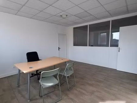 bureau meublé 35m2