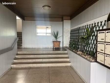 cabinet médical  bureaux