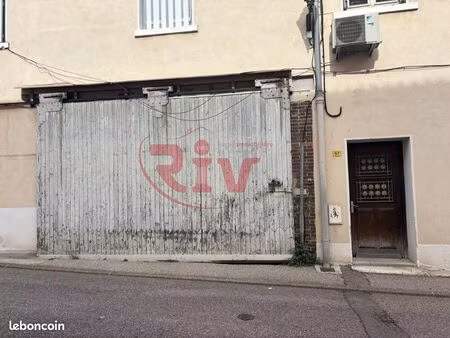 entrepôt 217 m² sainte-colombe