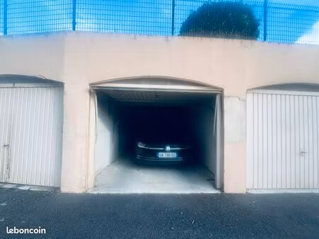 loue garage golfe-juan