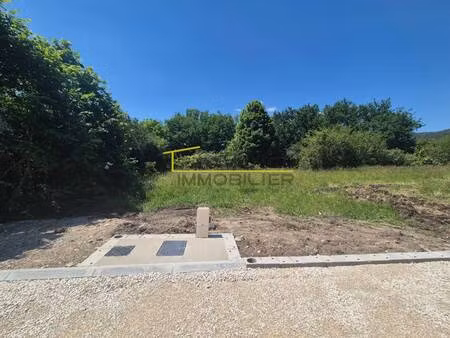 terrain constructible viabilisé à vendre