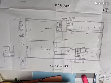 locaux commerciaux avec parkings