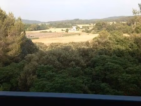 location meublée – studio avec vue sur la sainte-victoire