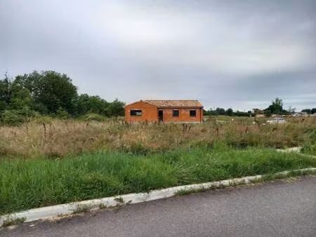 terrain constructible viabilisé à vendre