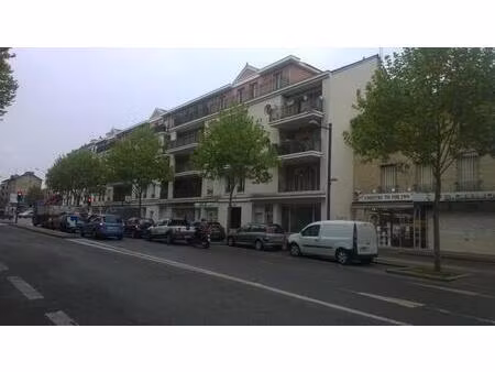 location appartement 3 pièces 68 m² à viroflay (78220)