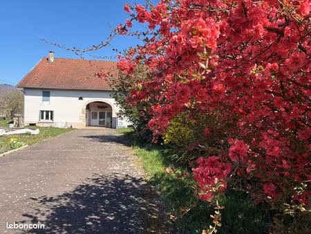 ferme 6 pièces 101 m²