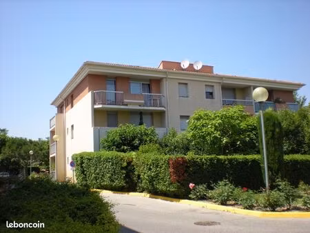 t2 48 m2 aix ouest bagatelle