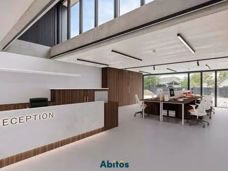 bien professionnel à louer à lochristi € 2.000 (ljm9e) | zimmo