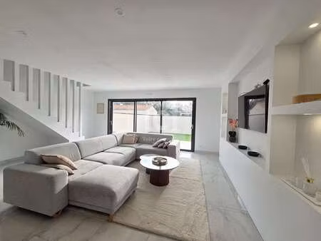 vente maison à geneston (44140) : à vendre / 135m² geneston