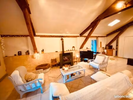 location loft de campagne meublé 93m²