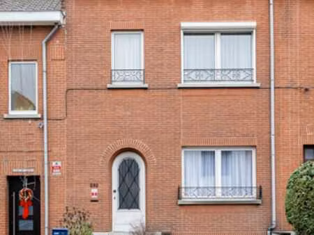 maison familiale avec jardin  terrasse et garage