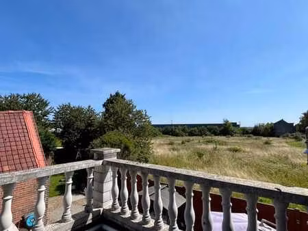 maison spacieuse avec annexe indépendante