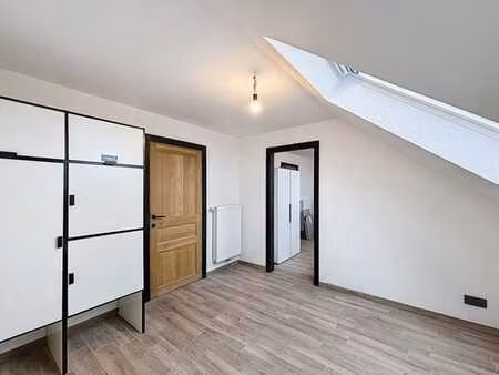 hotton – bel appartement 2 chambres  80 m²