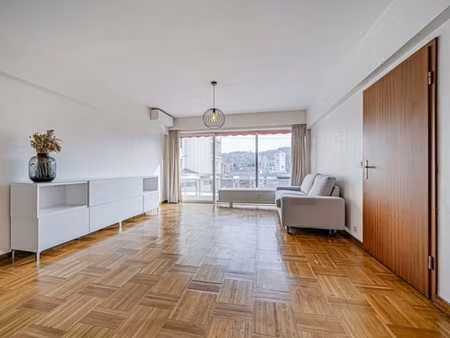 appartement deux chambres à huy avec vue sur la collégiale