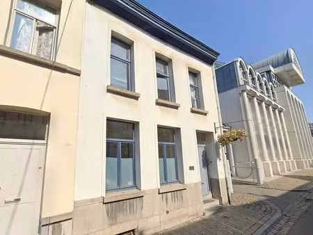 immeuble de bureaux au cœur d'ath