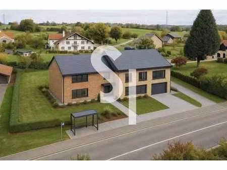 immeuble avec permis de construire à signeulx