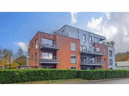 appartement récent de standing à rochefort