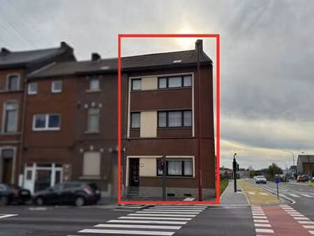 maison 3 façades avec éxterieur à gilly (espace immobilier)