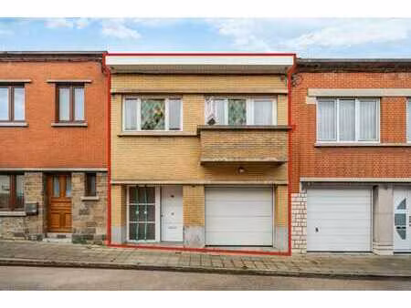 maison d'habitation 3 chambres avec grand jardin