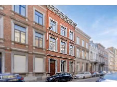 superbe maison de caractère  quartier botanique à liège