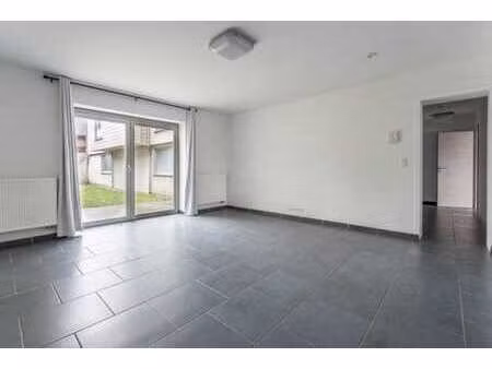 obsi : appart rdc 2ch/2sdb avec jardin - peb b