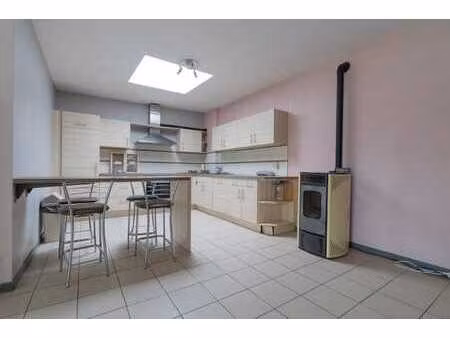 spacieux appartement 2 chambres en bon état